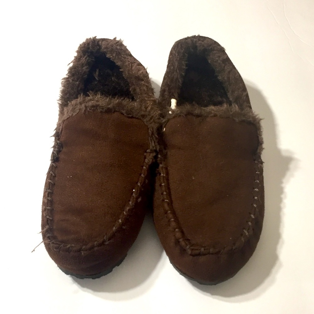 Aeropostale Fur Bed slippers NWOT